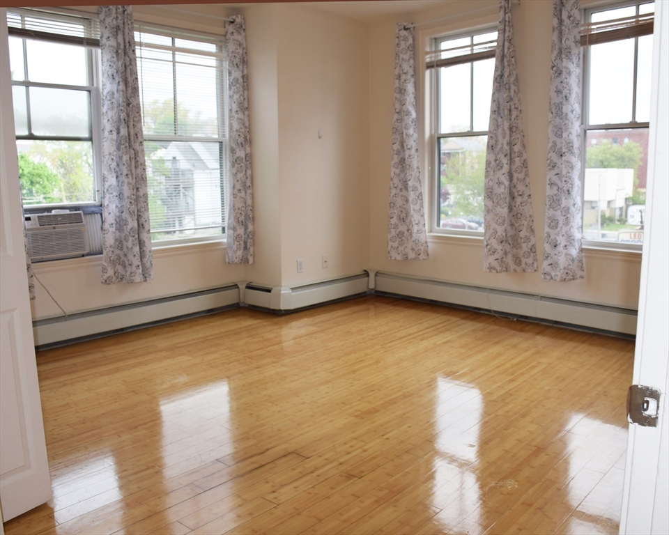 352 Blue Hill Ave #8, Boston, MA Photo #11