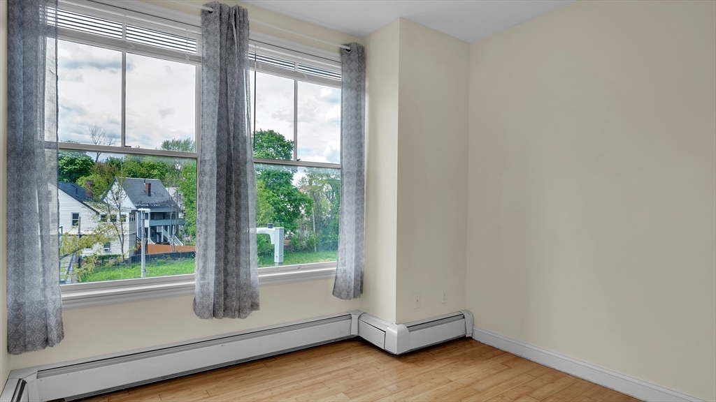 352 Blue Hill Ave #8, Boston, MA Photo #21