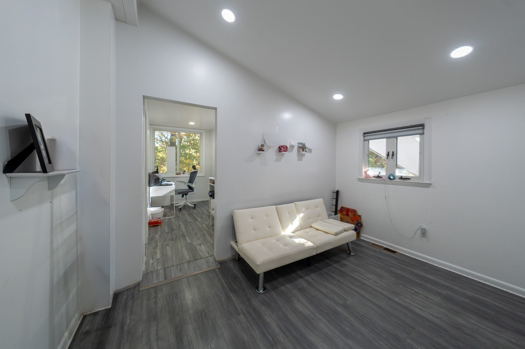 6 Aqueduct Rd, Wayland, MA, 6 Aqueduct Rd, Wayland, MA Photo #20