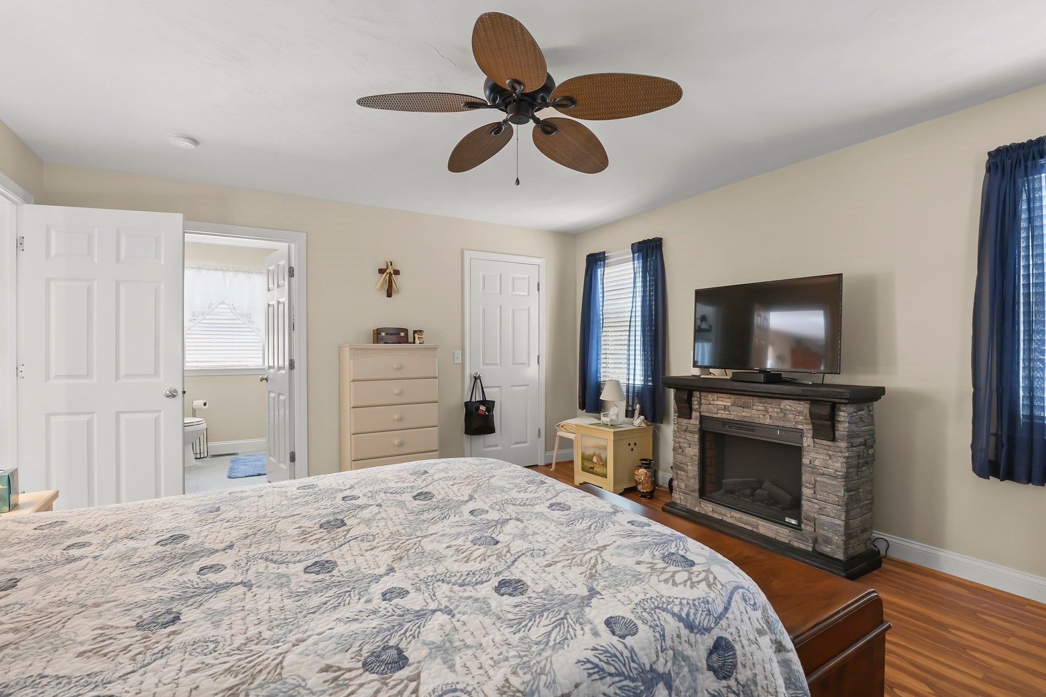 2 Rosemary Ln #A, Wareham, MA, 2 Rosemary Ln #A, Wareham, MA Photo #18