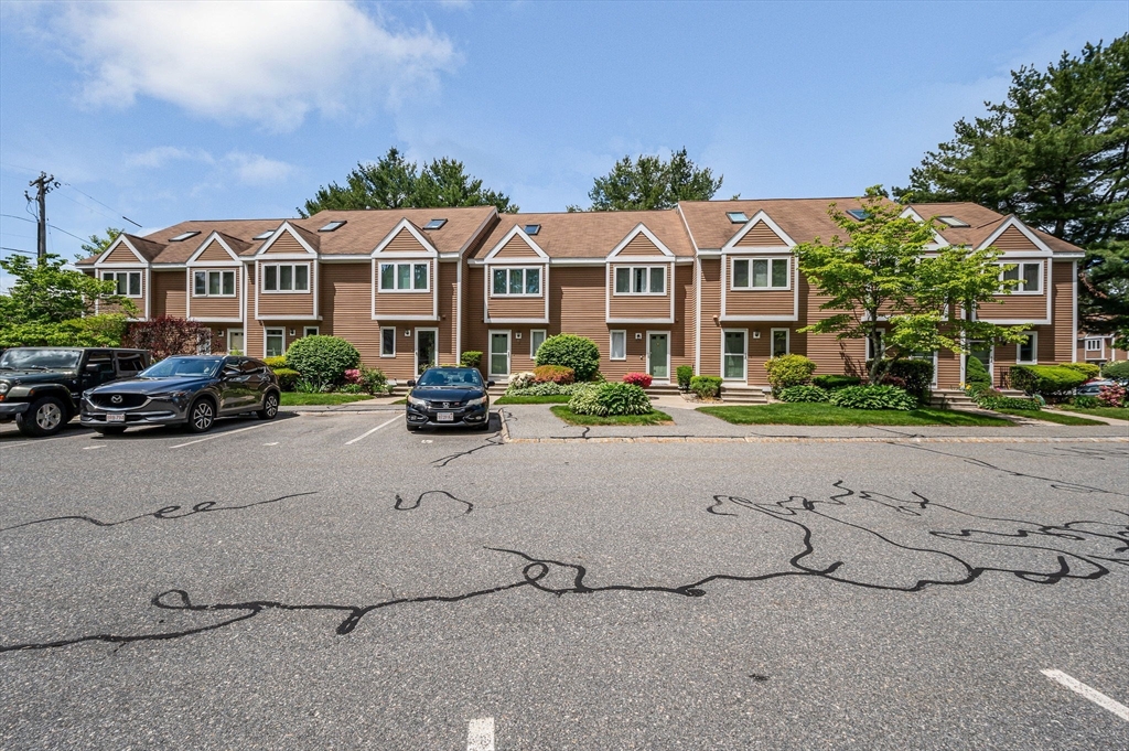 2 Steeplechase Ct 2