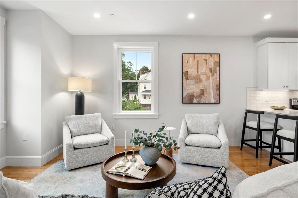 9 Downer Ct 4