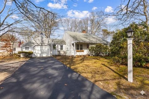 37 Touraine Way Yarmouth MA 02664