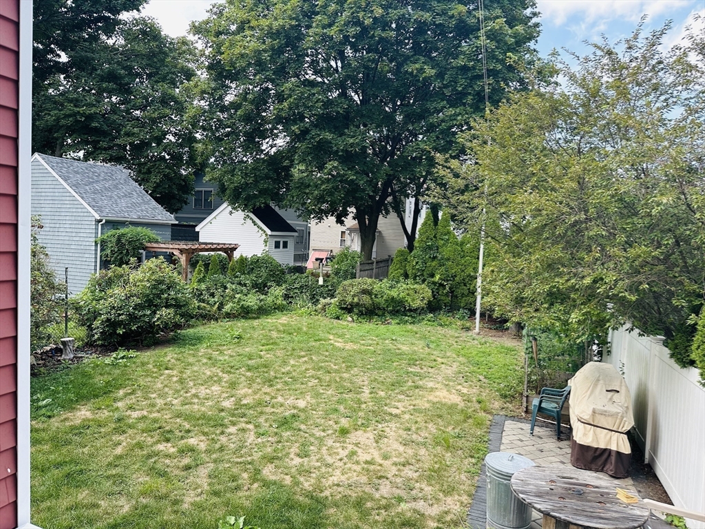 Cambridge, Massachusetts 02140, United States, 1 Bedroom Bedrooms, ,1 BathroomBathrooms,Residential,Active,200046