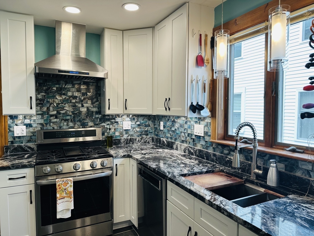 23 Brookford St 1