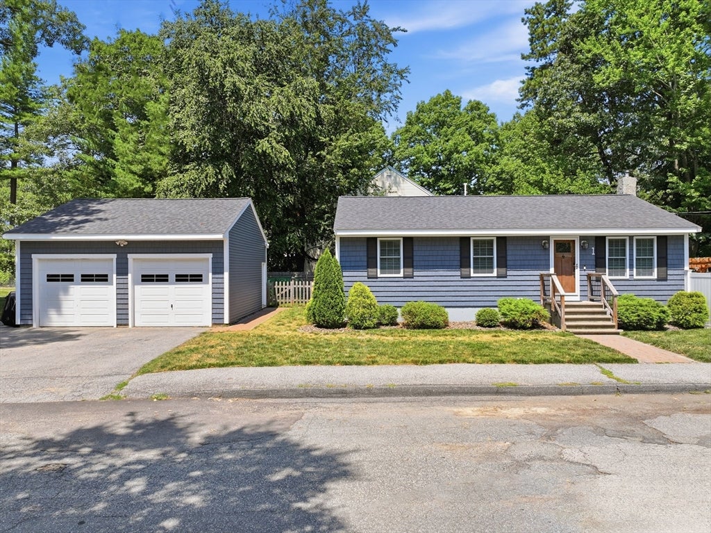 1 Daniels Rd, Hudson, MA, 1 Daniels Rd, Hudson, MA Photo #1