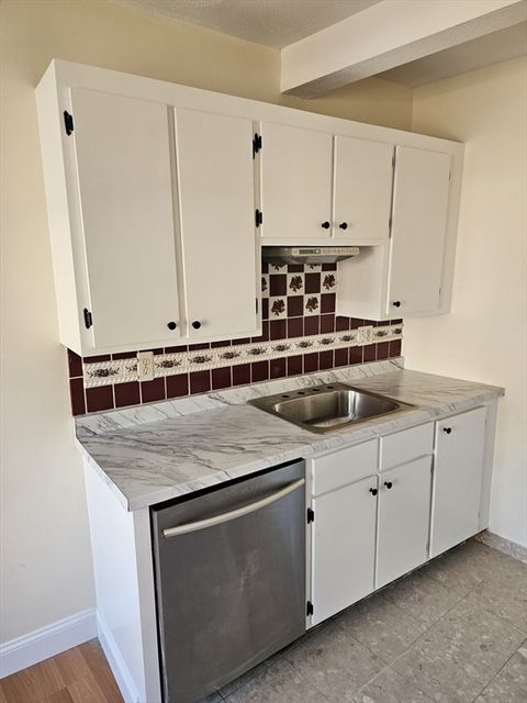 7 Cypress Rd 703 Boston MA 02135