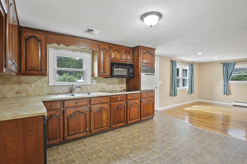 16 Shary Lane