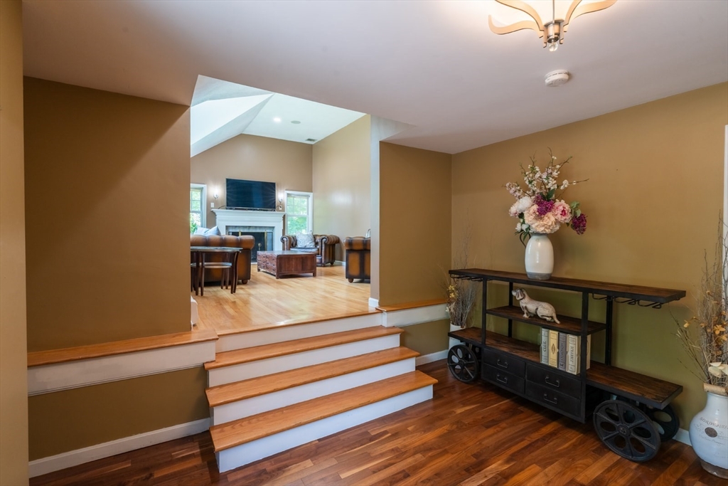 5 Hammersmith Dr