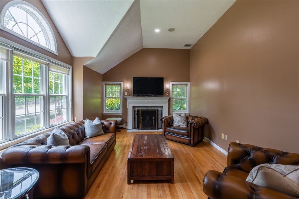5 Hammersmith Dr
