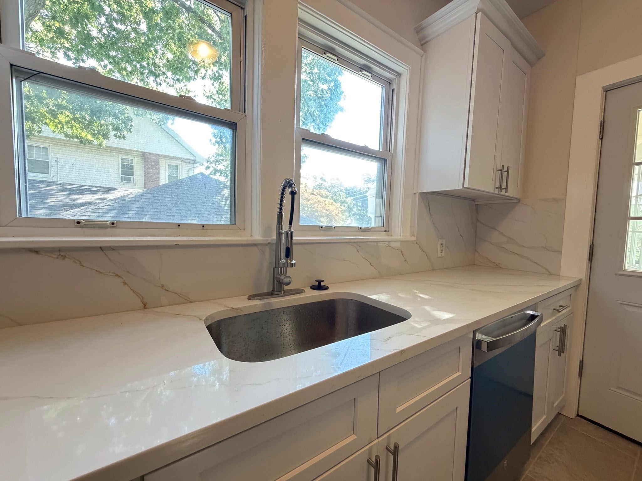 113 Elm Ave #1, Quincy, MA, 113 Elm Ave #1, Quincy, MA Photo #3