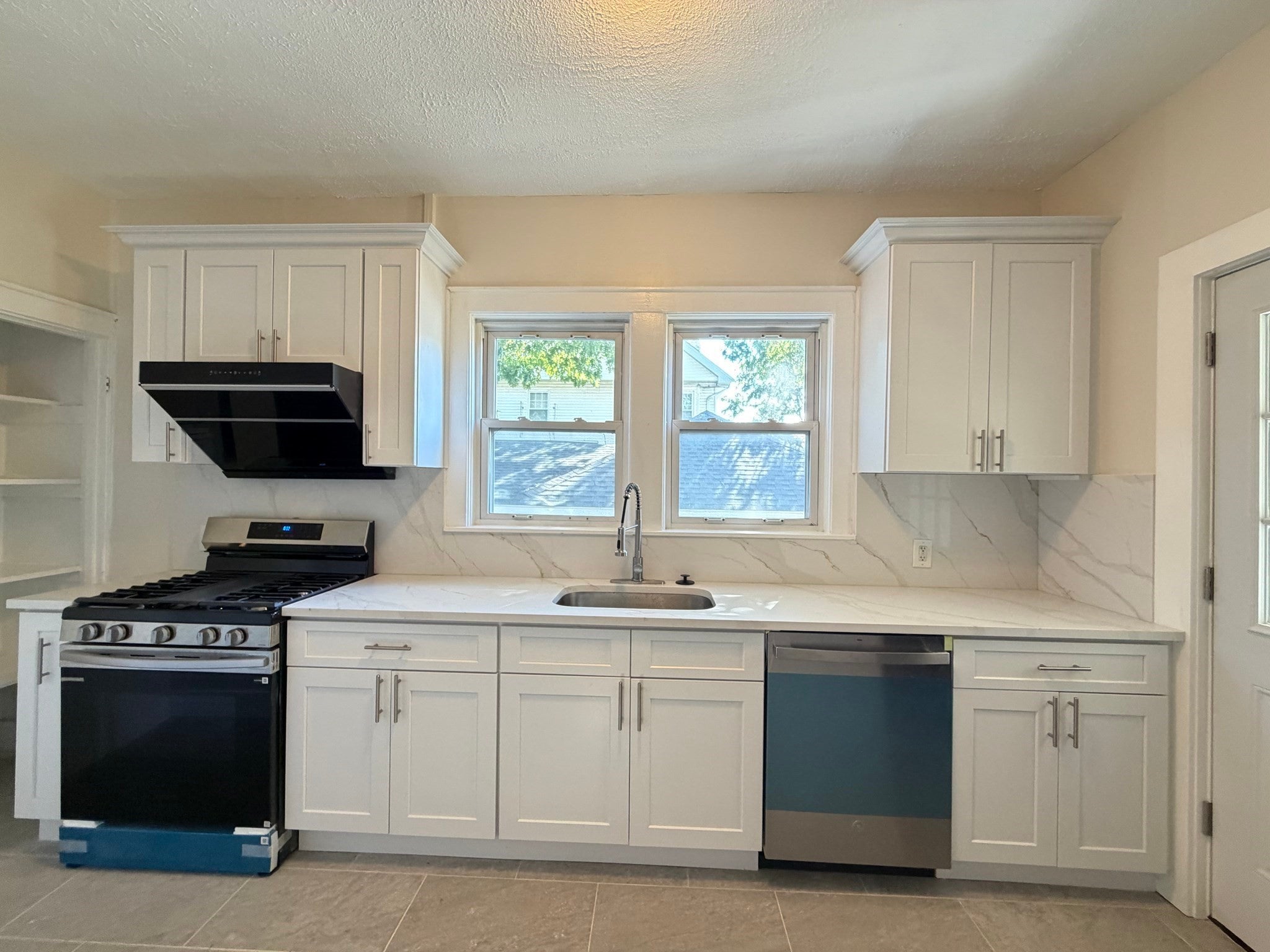 113 Elm Ave #1, Quincy, MA, 113 Elm Ave #1, Quincy, MA Photo #5