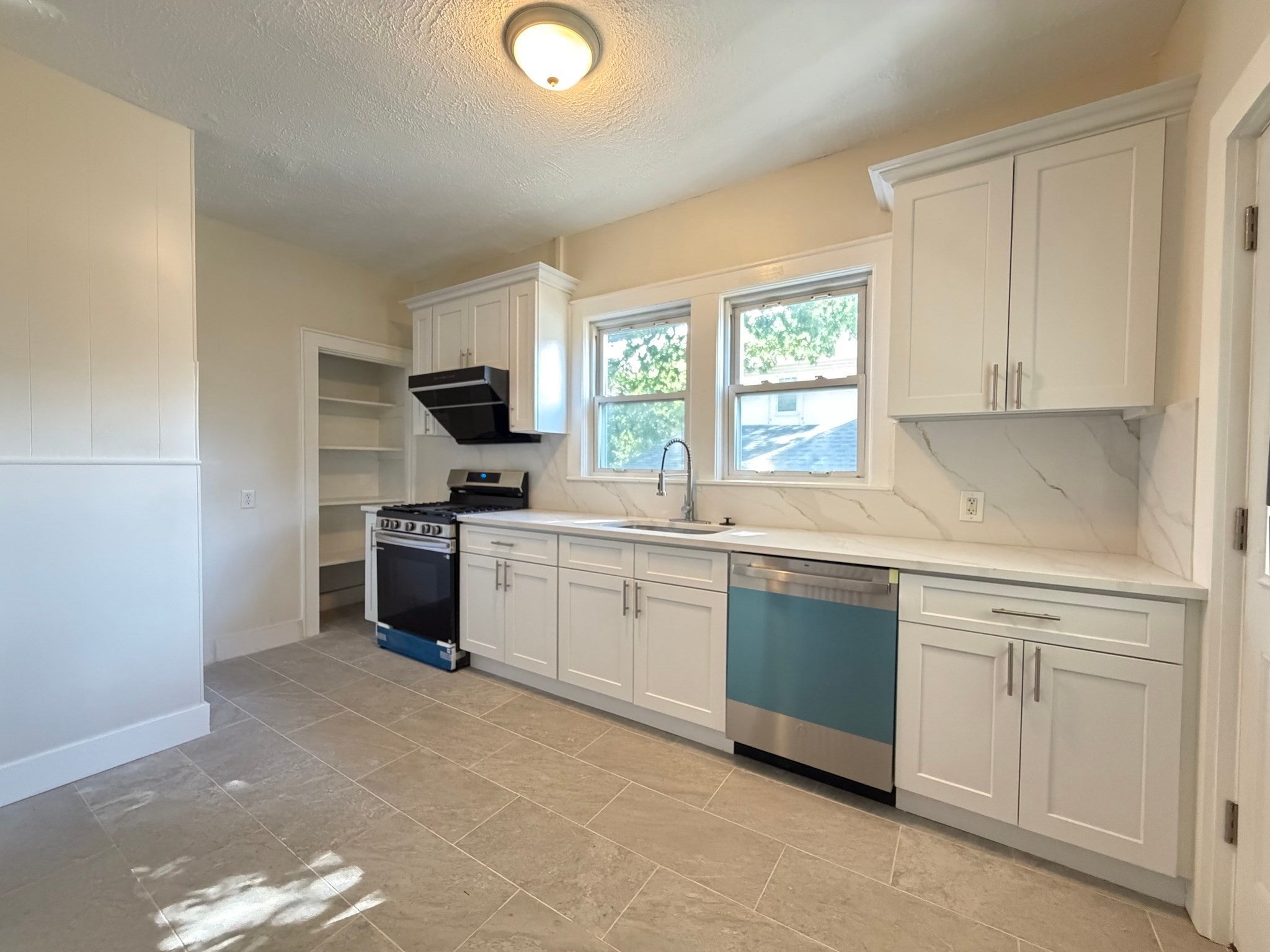 113 Elm Ave #1, Quincy, MA, 113 Elm Ave #1, Quincy, MA Photo #4