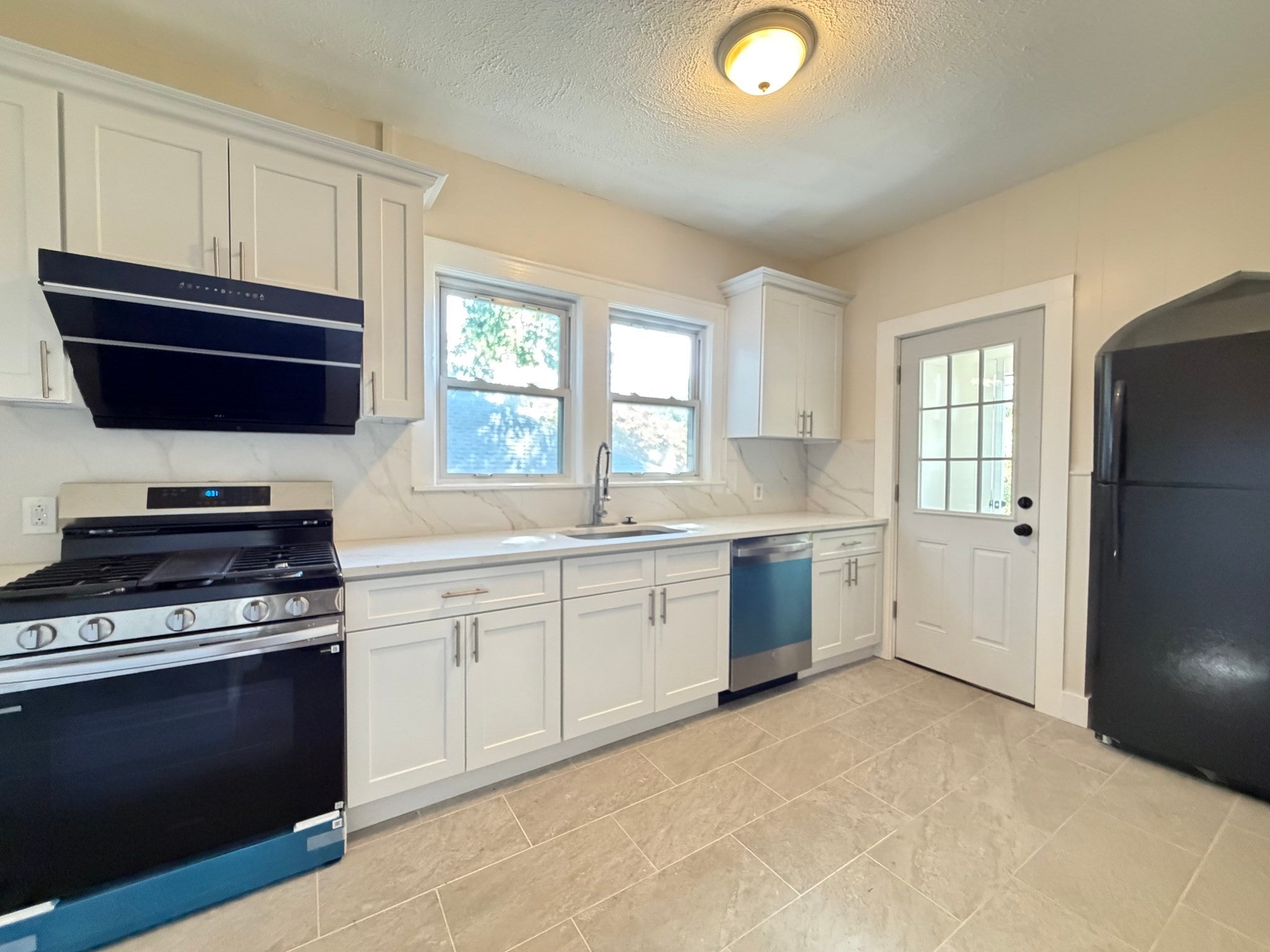 113 Elm Ave #1, Quincy, MA, 113 Elm Ave #1, Quincy, MA Photo #2