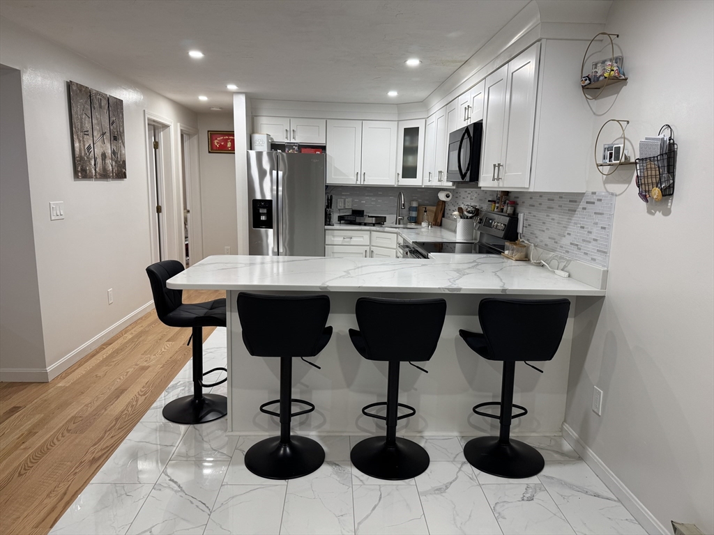 75 Huntoon Memorial Hwy 4-3