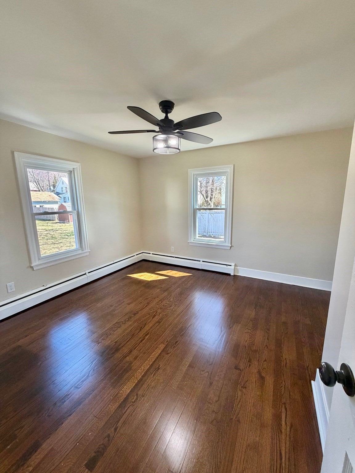 26 Mt Tom Ave, Easthampton, MA Photo #33