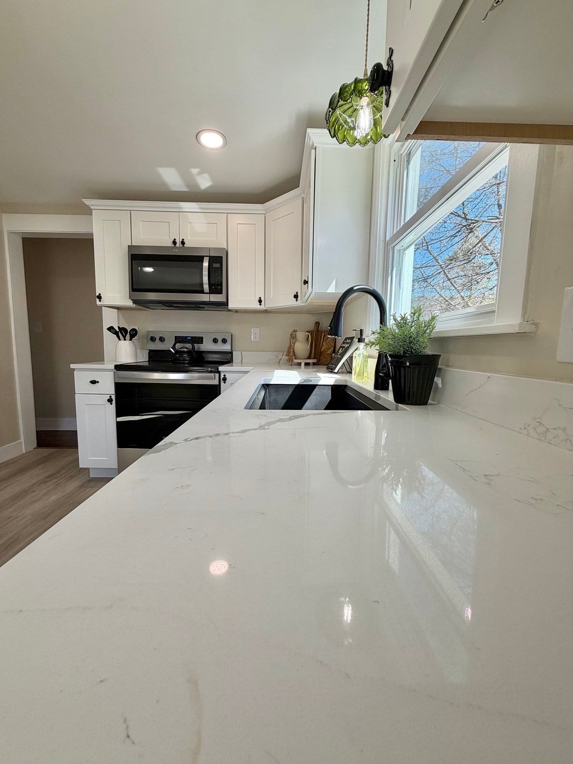 26 Mt Tom Ave, Easthampton, MA Photo #18