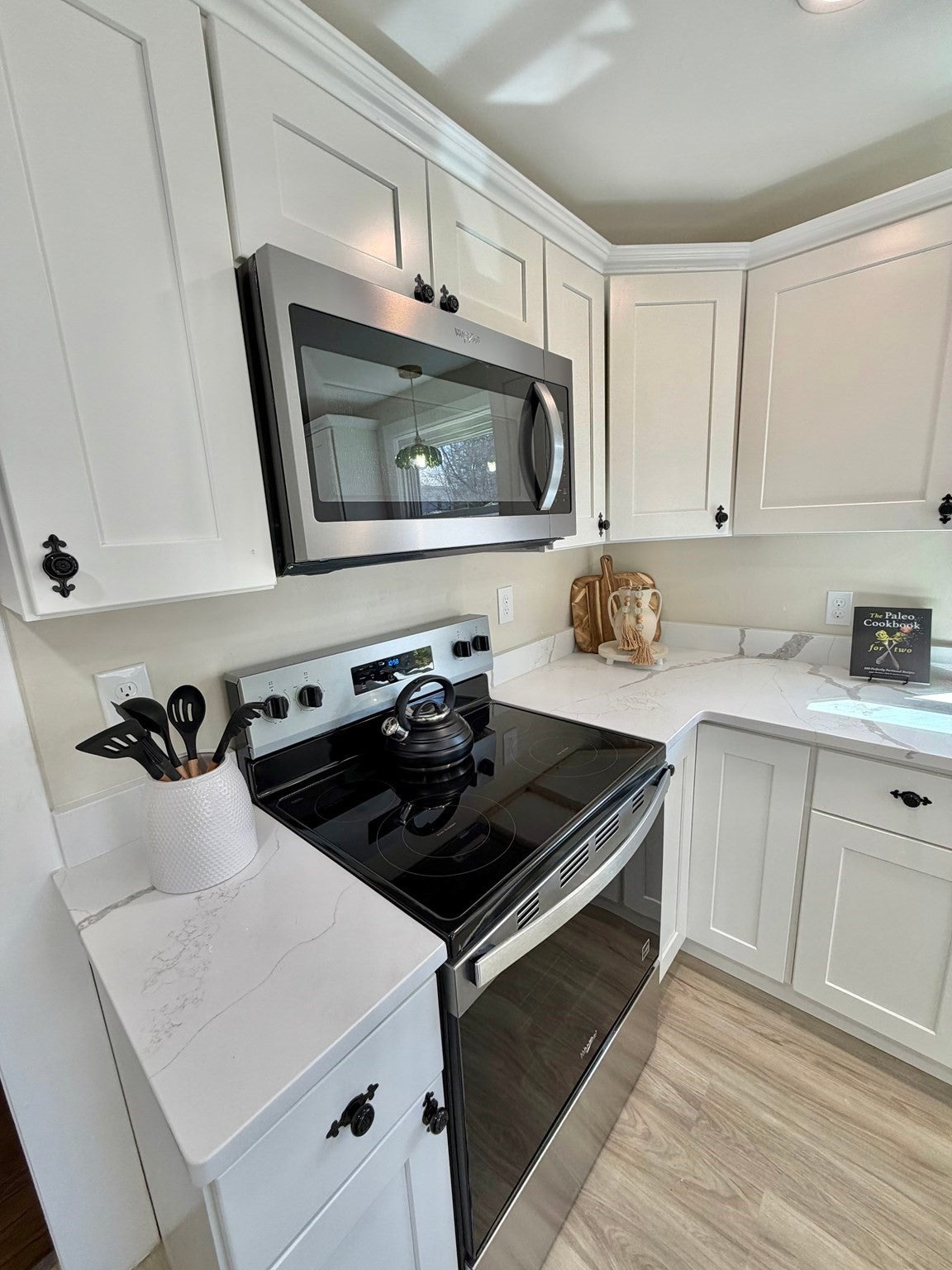 26 Mt Tom Ave, Easthampton, MA Photo #15