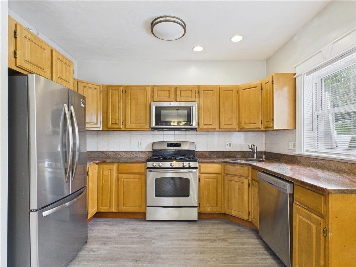 11 Woodrow Avenue #11, Boston, MA Photo #8