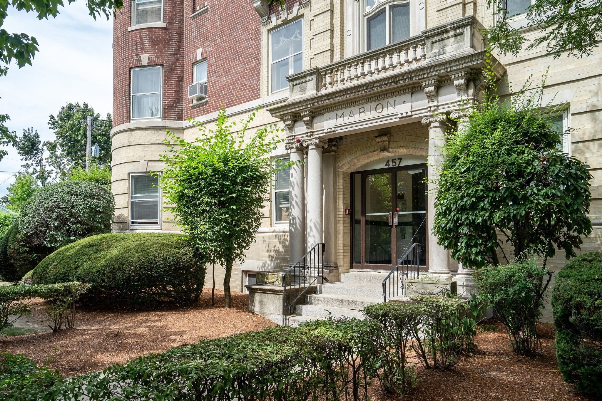457 Washington St #2, Newton, MA, 457 Washington St #2, Newton, MA Photo #2