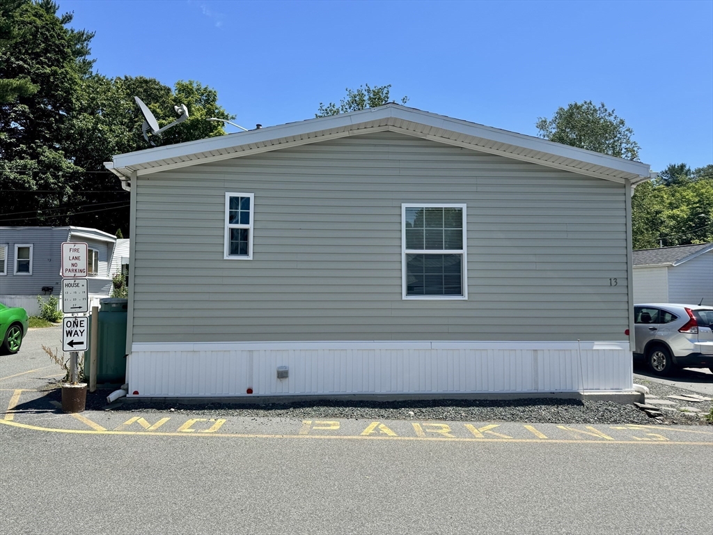 41 Pine St 13