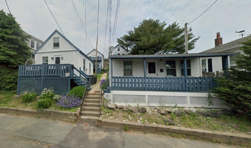 Photo of 21 Siren St, Winthrop, MA