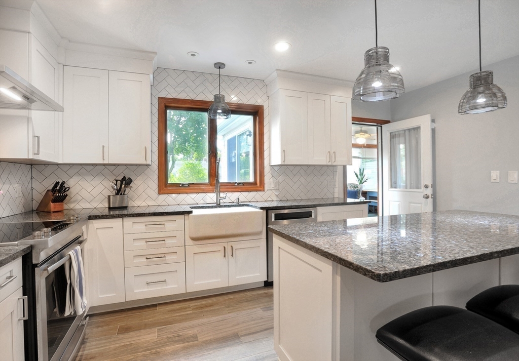 52 Norman Rd