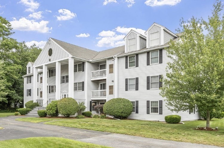 1830 Main St 18