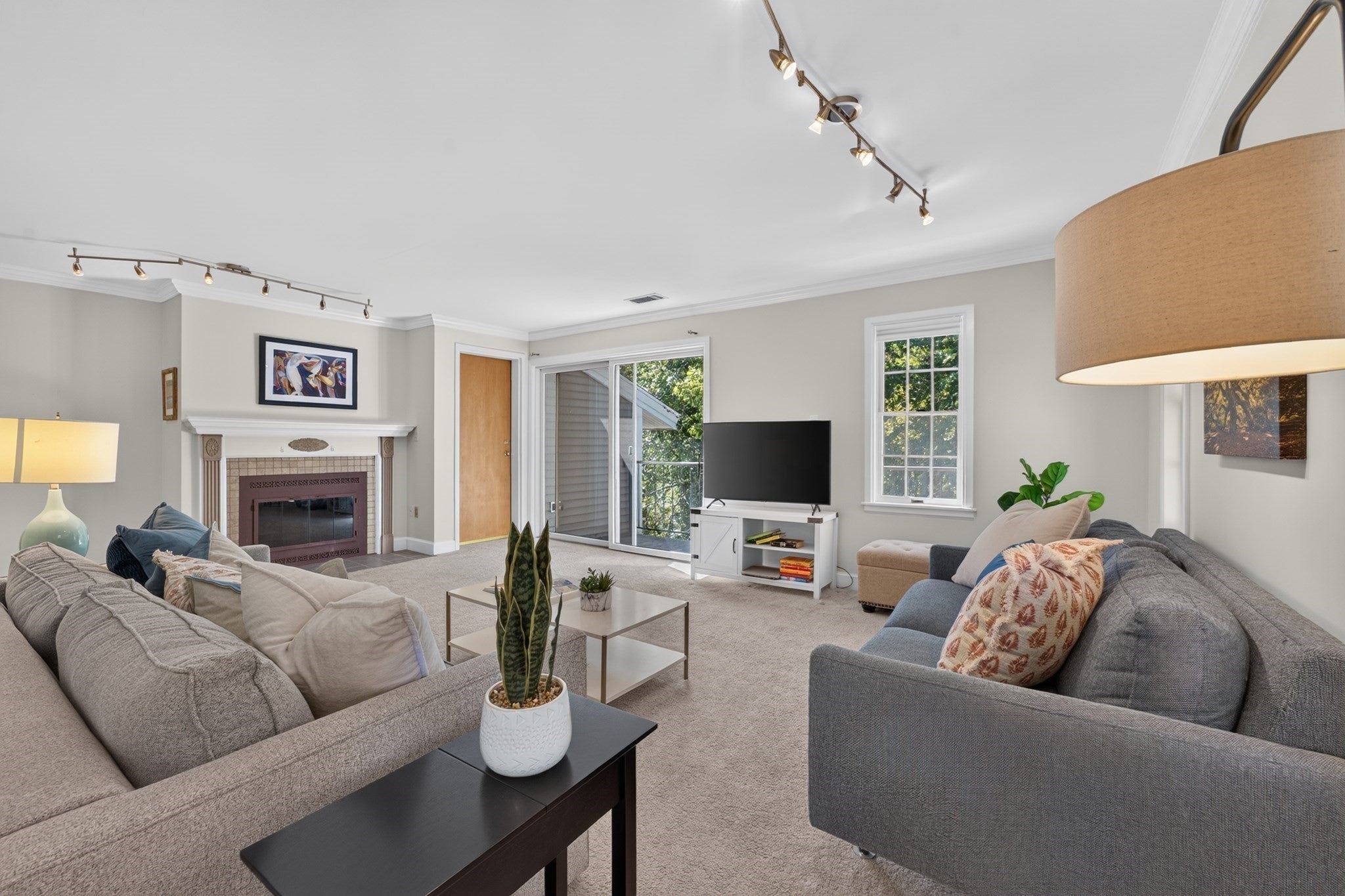 20.0 N Stone Mill Dr #1026, Dedham, MA, 20.0 N Stone Mill Dr #1026, Dedham, MA Photo #3