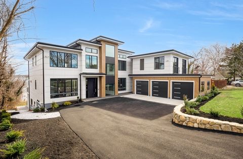 156 Crabtree Quincy MA 02171