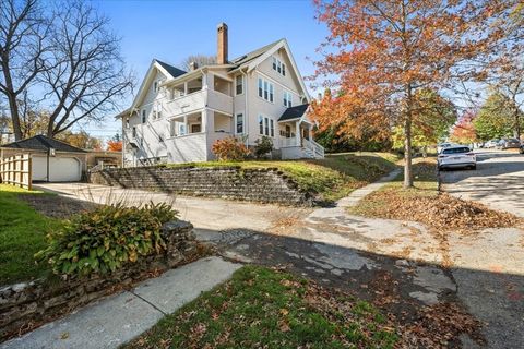 15 Clearview Ave 3 Worcester MA 01605