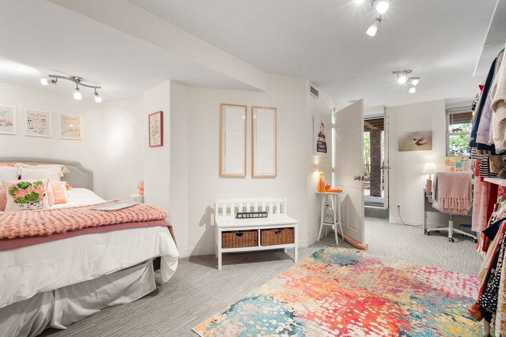 41 Farragut Rd #1, Boston, MA, 41 Farragut Rd #1, Boston, MA Photo #16