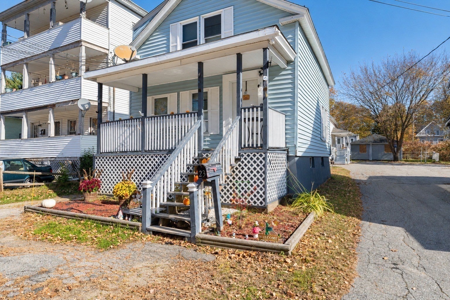 23 Webster St