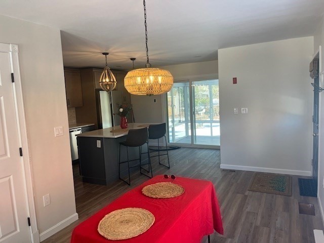 9 Riverbank Circle 9