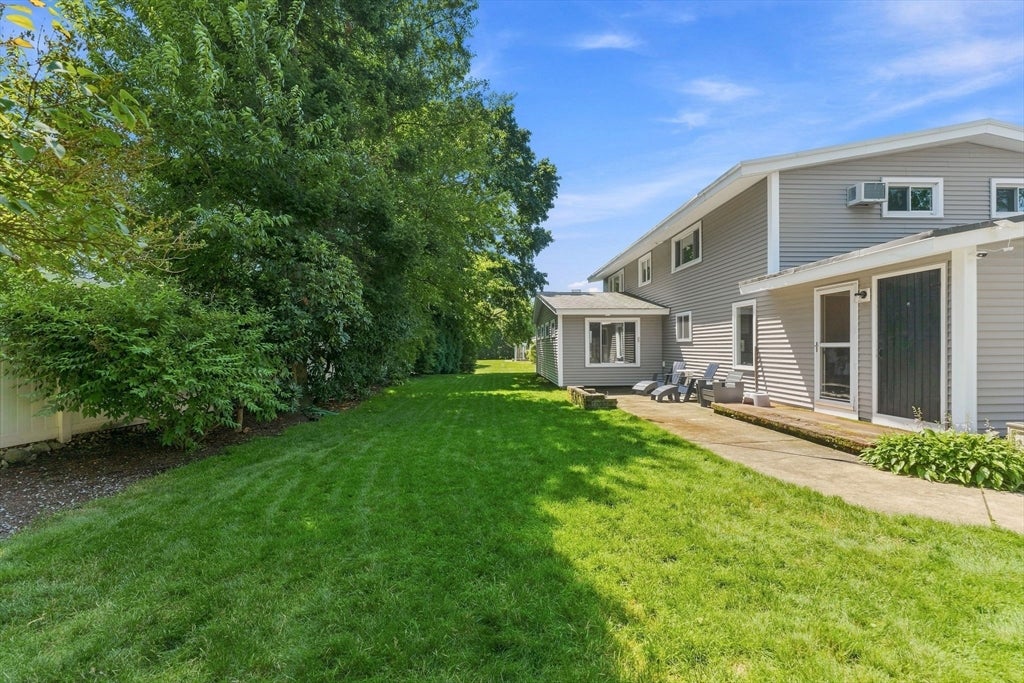 94 Florence Rd, Lowell, MA Photo #40