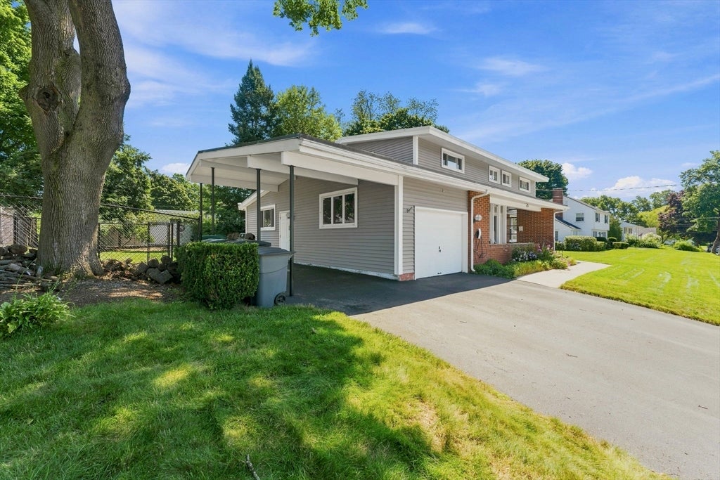 94 Florence Rd, Lowell, MA Photo #41