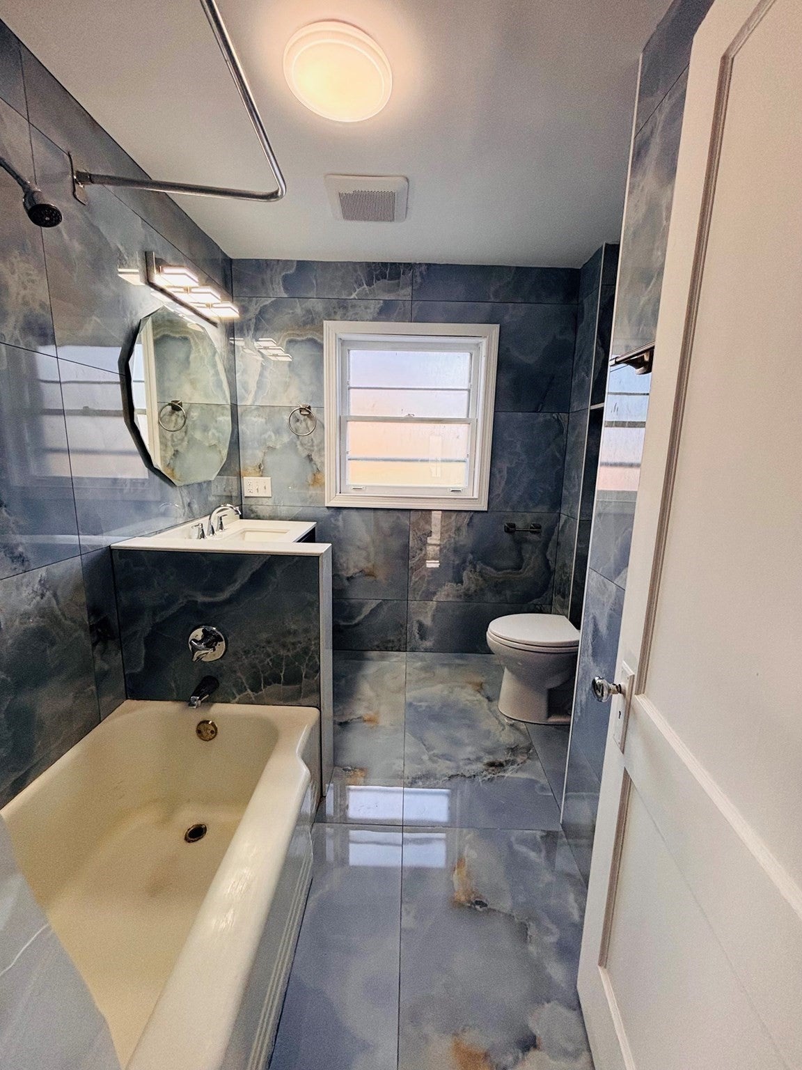 190 Bayswater St, Boston, MA, 190 Bayswater St, Boston, MA Photo #12