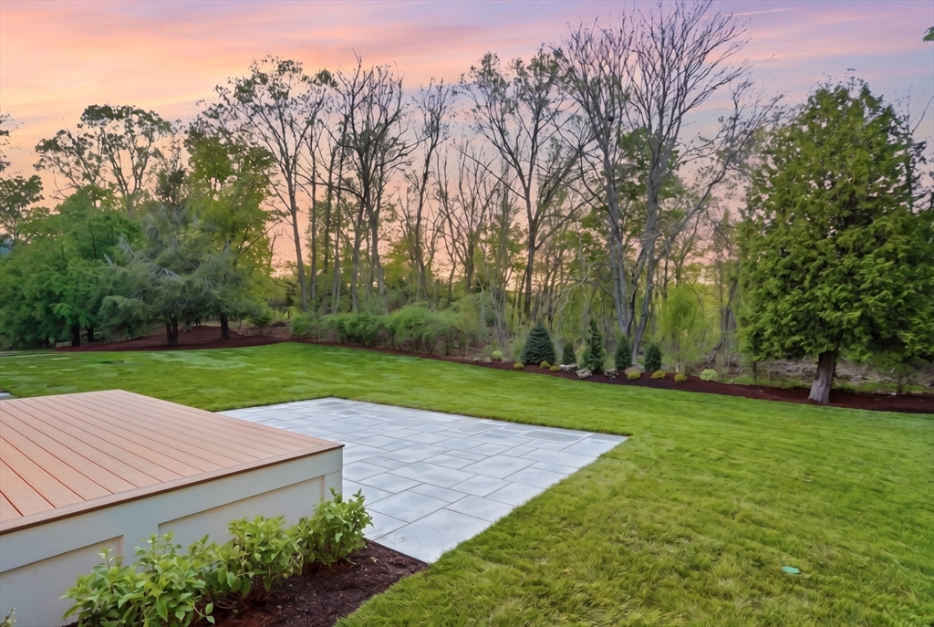 14 Thoreau Road, Lexington, MA Photo #2