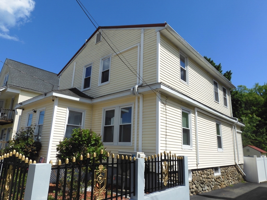 194 Oakland Ave