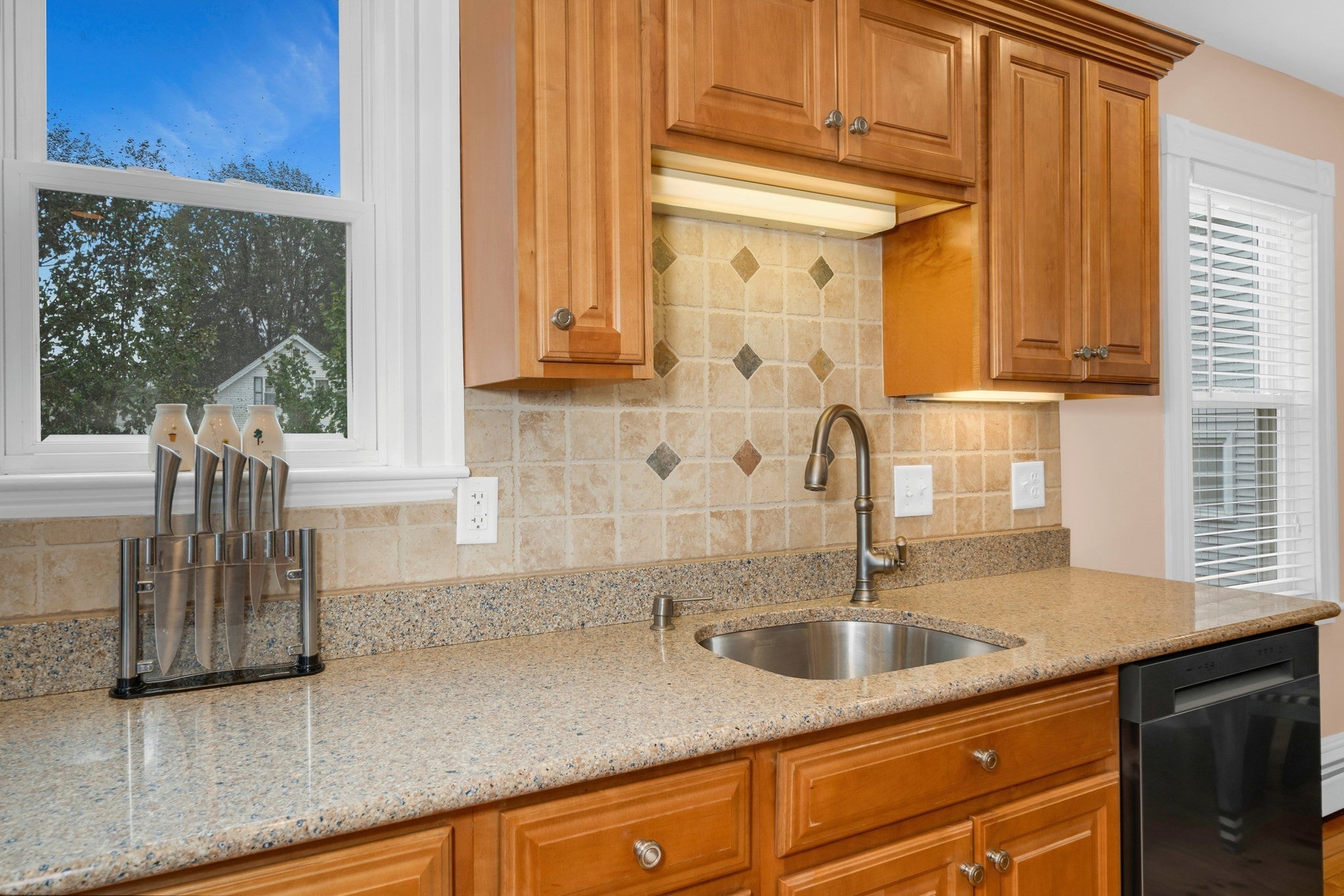 21 Kernwood Ave, Beverly, MA, 21 Kernwood Ave, Beverly, MA Photo #9