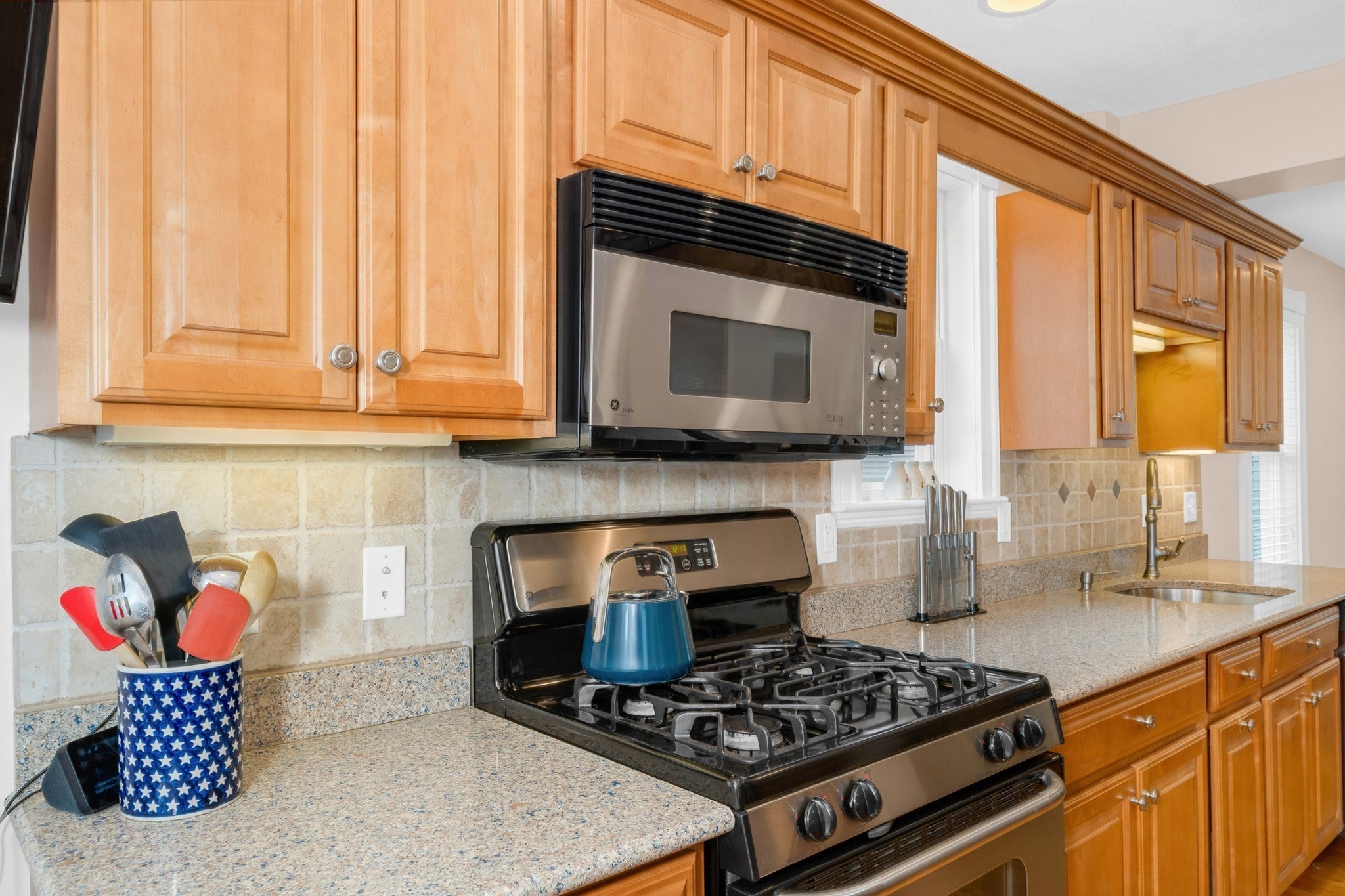 21 Kernwood Ave, Beverly, MA, 21 Kernwood Ave, Beverly, MA Photo #8