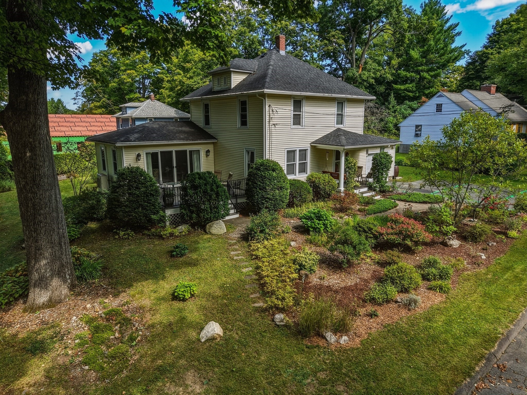 Photo of 40 Howes St, Northampton, MA
