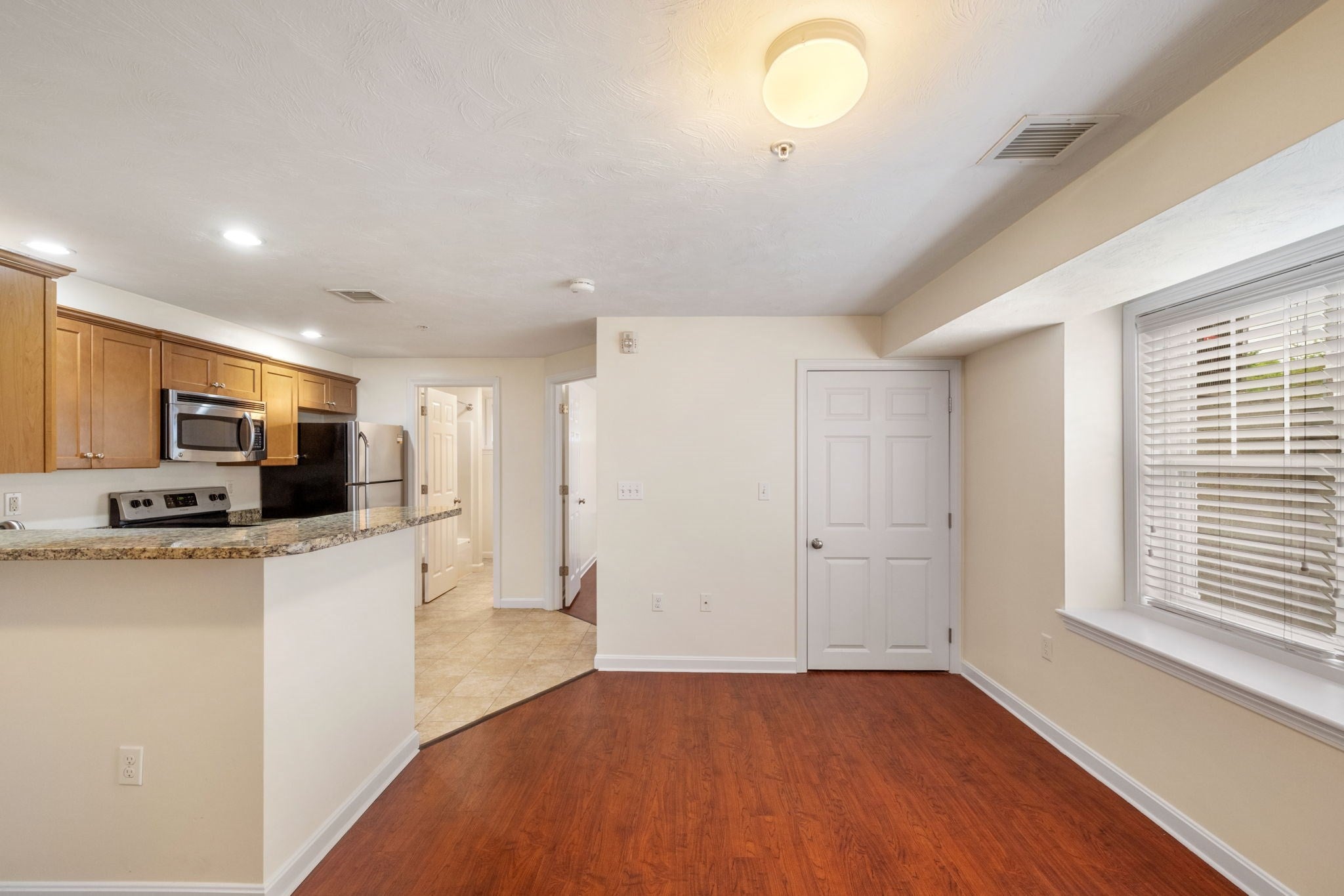 289 North Ave, Abington, MA, 289 North Ave, Abington, MA Photo #13