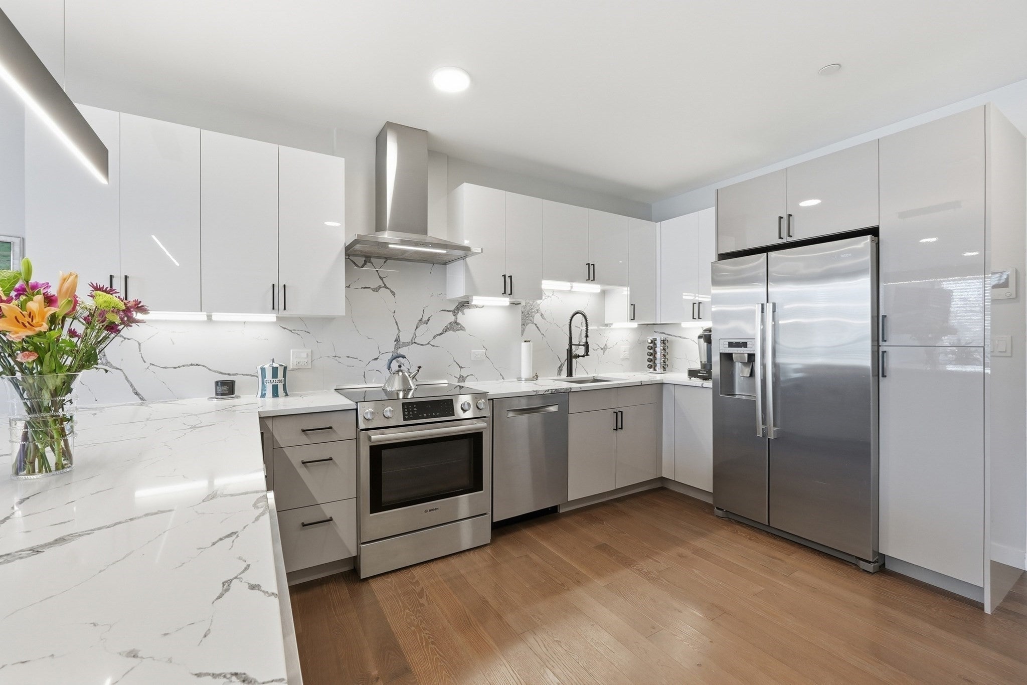 68 Los Angeles St #PH5, Newton, MA, 68 Los Angeles St #PH5, Newton, MA Photo #2