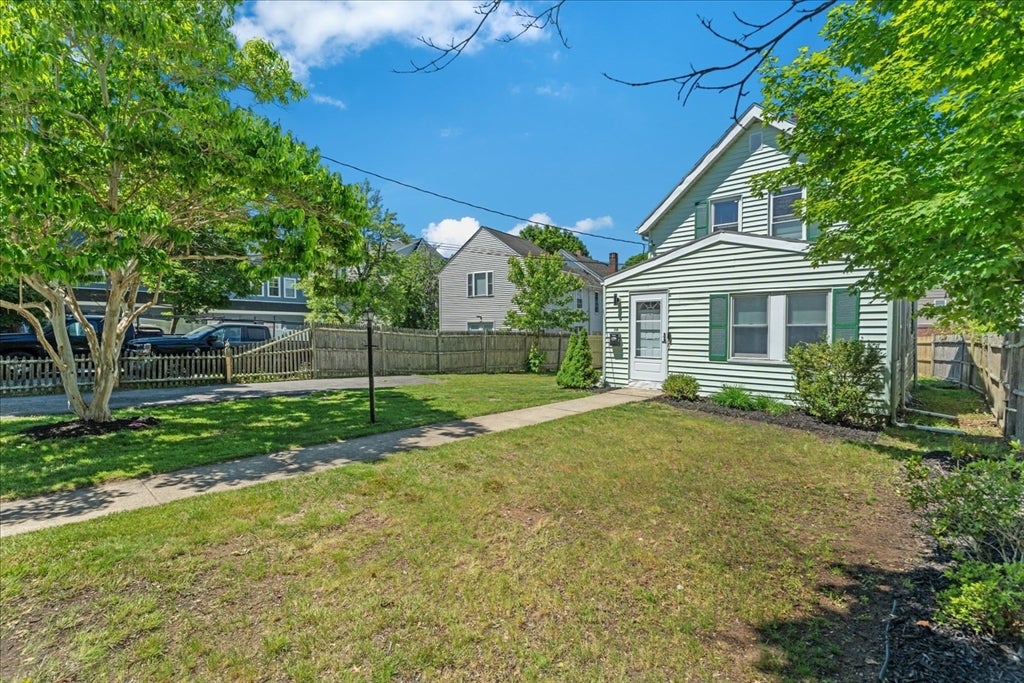 56 Congress Place