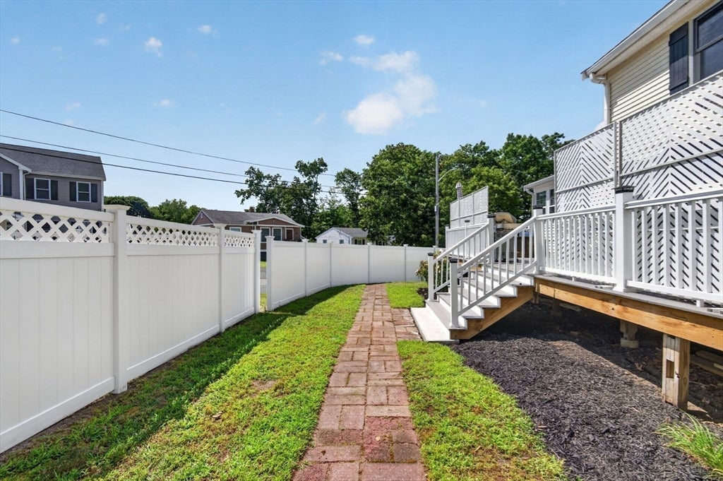 3 Wormstead St, Saugus, MA Photo #33