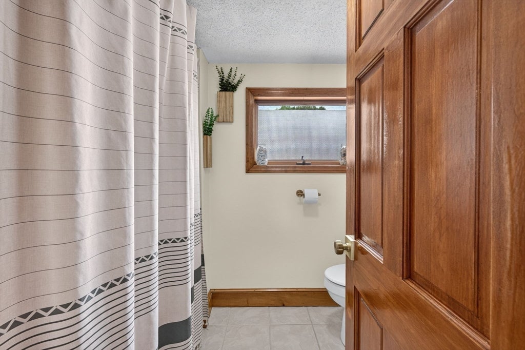 3 Wormstead St, Saugus, MA Photo #25
