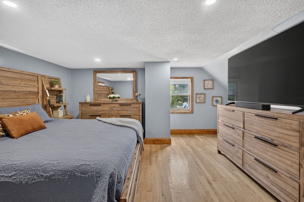 3 Wormstead St, Saugus, MA Photo #21