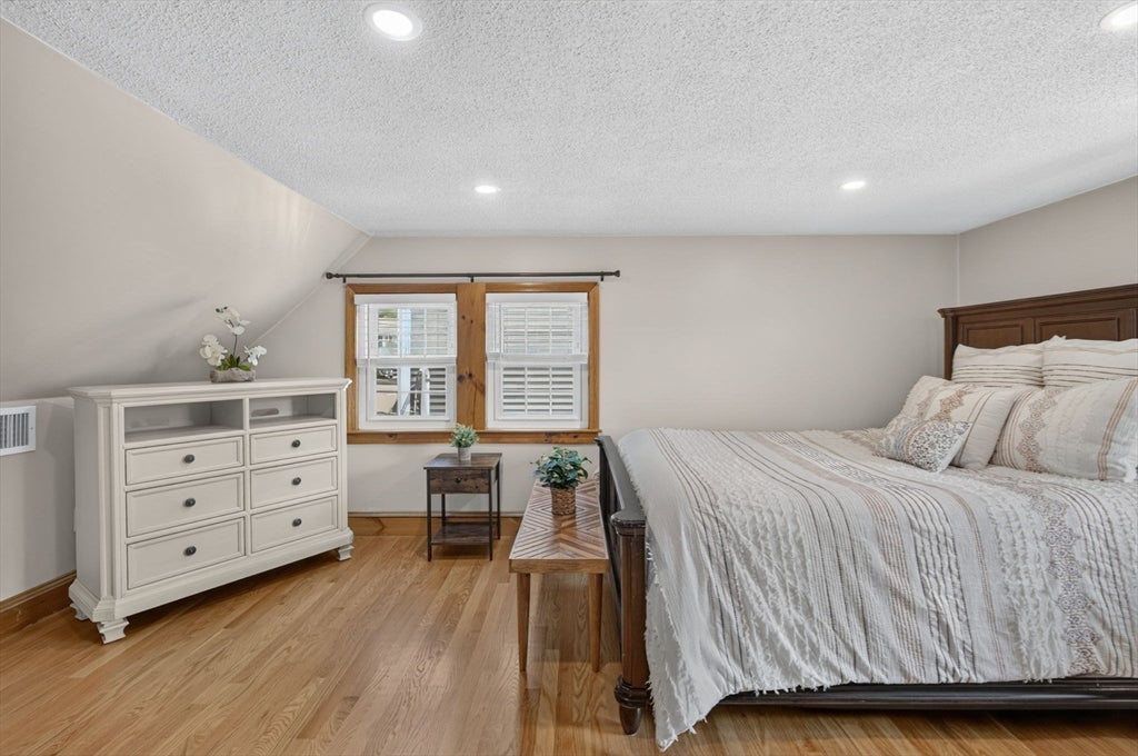 3 Wormstead St, Saugus, MA Photo #29