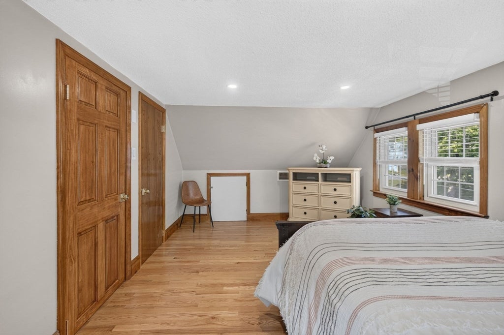 3 Wormstead St, Saugus, MA Photo #28